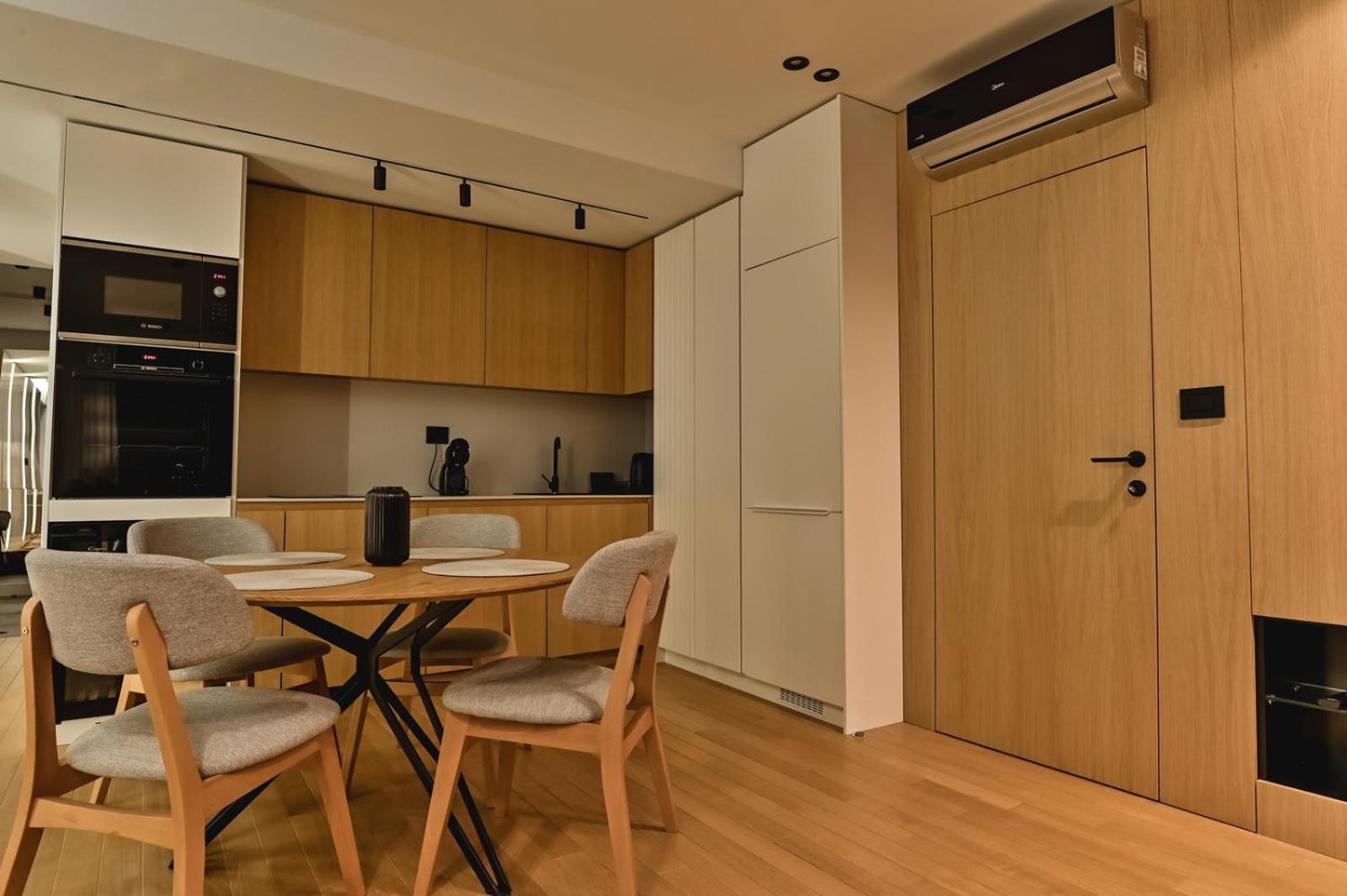 Escape - Genex Apartment Belgrade